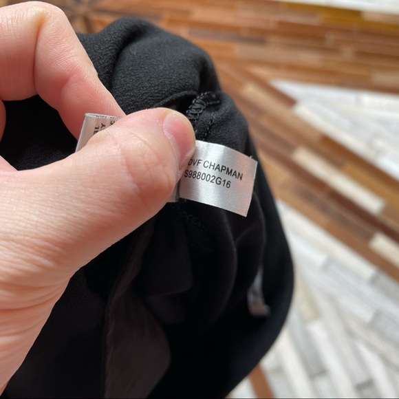 Diane von Furstenberg Chapman Short in Black - Picture 5 of 5